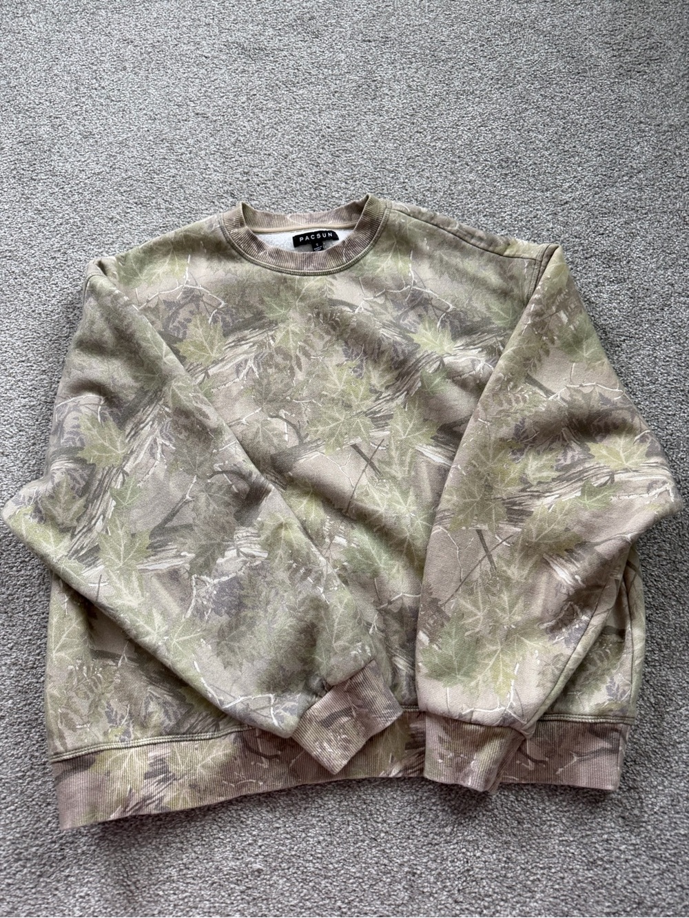PacSun Women's Camo Crewneck Sweatshirt in Olive and Taupe